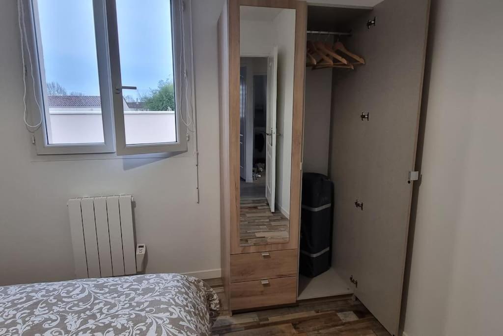 Belle Maison Climatisee Renovee Pac-Man Entre Collegues, Amis, Famille - Barbecue - Netflix - Prime - Baby Foot 50Cts Saint-Seurin-sur-l'Isle Екстер'єр фото