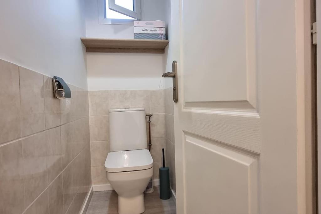 Belle Maison Climatisee Renovee Pac-Man Entre Collegues, Amis, Famille - Barbecue - Netflix - Prime - Baby Foot 50Cts Saint-Seurin-sur-l'Isle Екстер'єр фото