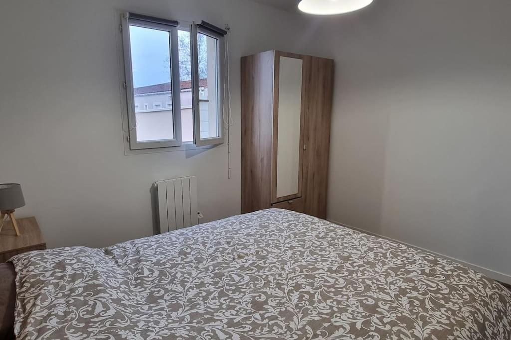 Belle Maison Climatisee Renovee Pac-Man Entre Collegues, Amis, Famille - Barbecue - Netflix - Prime - Baby Foot 50Cts Saint-Seurin-sur-l'Isle Екстер'єр фото