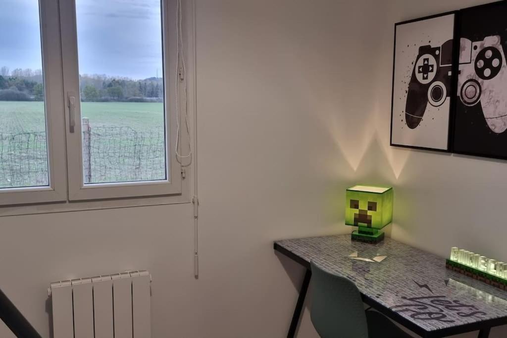 Belle Maison Climatisee Renovee Pac-Man Entre Collegues, Amis, Famille - Barbecue - Netflix - Prime - Baby Foot 50Cts Saint-Seurin-sur-l'Isle Екстер'єр фото