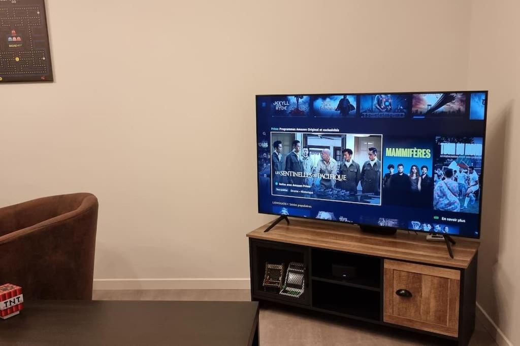 Belle Maison Climatisee Renovee Pac-Man Entre Collegues, Amis, Famille - Barbecue - Netflix - Prime - Baby Foot 50Cts Saint-Seurin-sur-l'Isle Екстер'єр фото