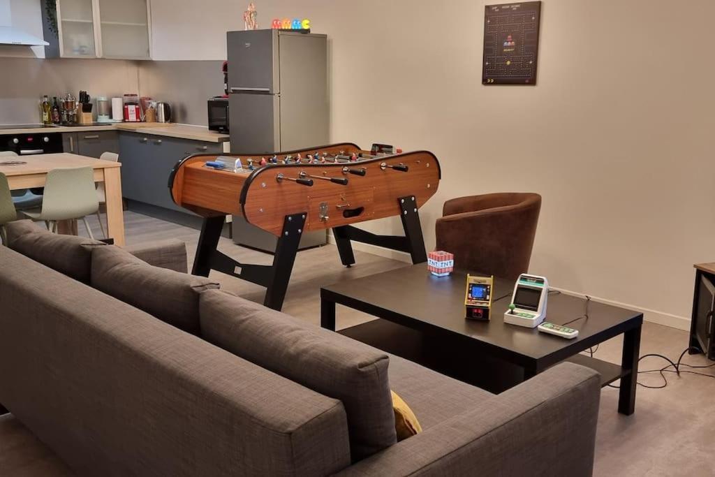 Belle Maison Climatisee Renovee Pac-Man Entre Collegues, Amis, Famille - Barbecue - Netflix - Prime - Baby Foot 50Cts Saint-Seurin-sur-l'Isle Екстер'єр фото