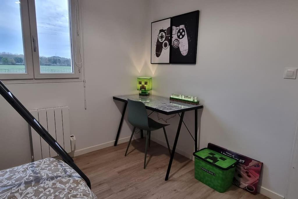 Belle Maison Climatisee Renovee Pac-Man Entre Collegues, Amis, Famille - Barbecue - Netflix - Prime - Baby Foot 50Cts Saint-Seurin-sur-l'Isle Екстер'єр фото